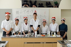 【食物栄養学科】親子で手作り地産地消クリスマスケーキ教室　12/2